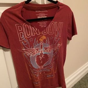 cut out band tee